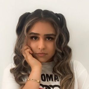 Meet your Posher, Katherine